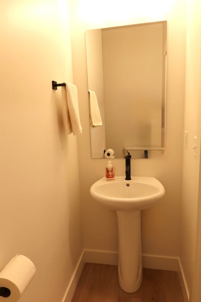 Photo - 4038 N 4038 W