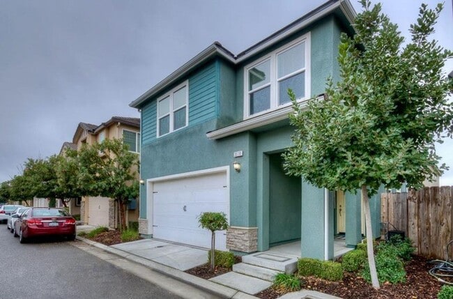 Building Photo - Cute Home in Fresno!