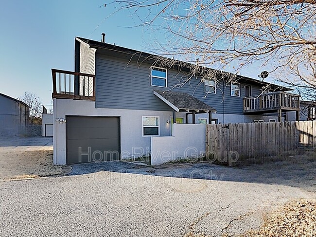 Photo - 6024 W Hefner Rd House