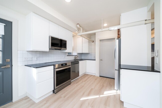 Photo - 50 Reservoir Ave Unidad B2