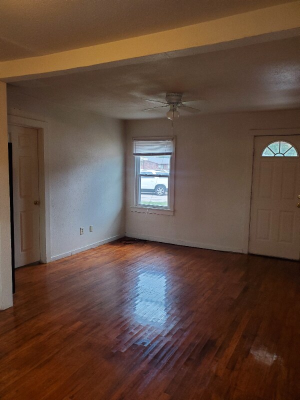 Photo - 2710 8th Ave