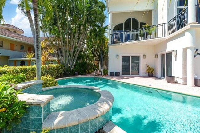 Photo - 70 Isle of Venice Dr Unidad 203