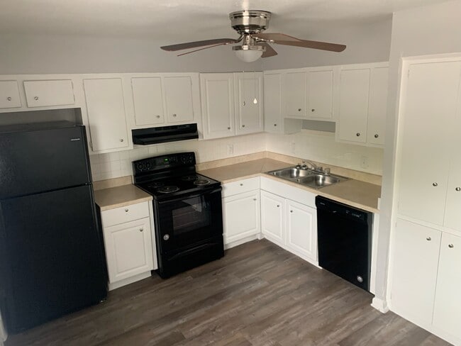 2/1 - Kitchen