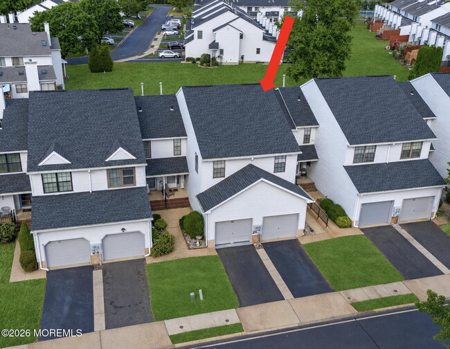 Photo - 84 Chestnut Way