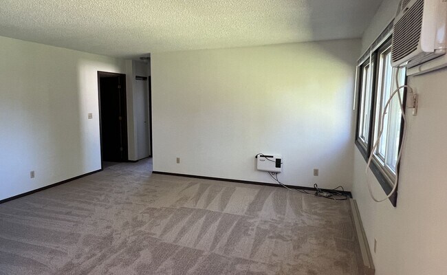 Photo - Elmwood Terrace