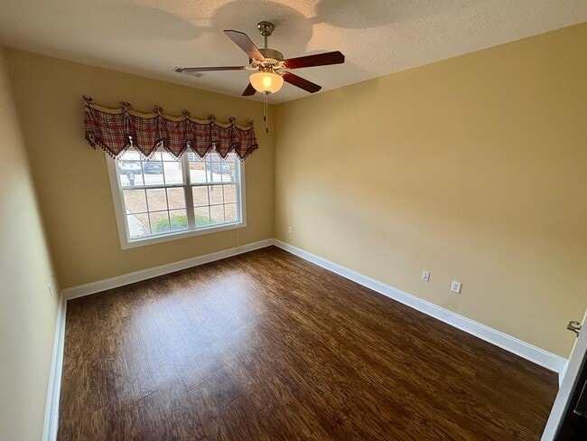 Photo - 113 Ledbury Cove