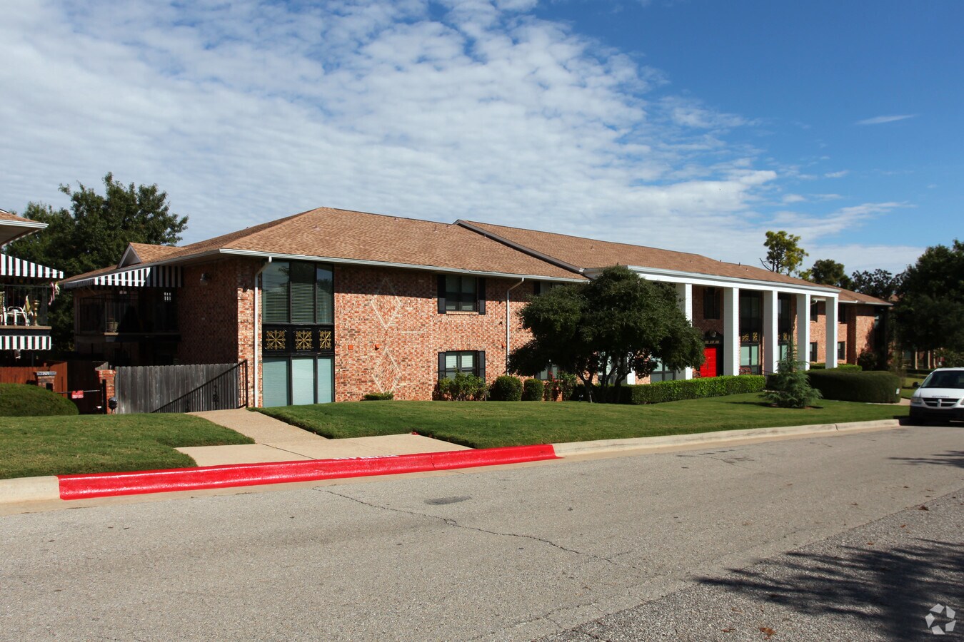 Photo - Imperial Terrace Condominiums