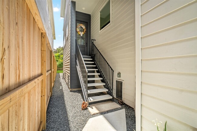 Photo - 1531 Beall St