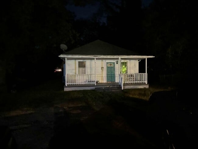 Photo - 611 North St