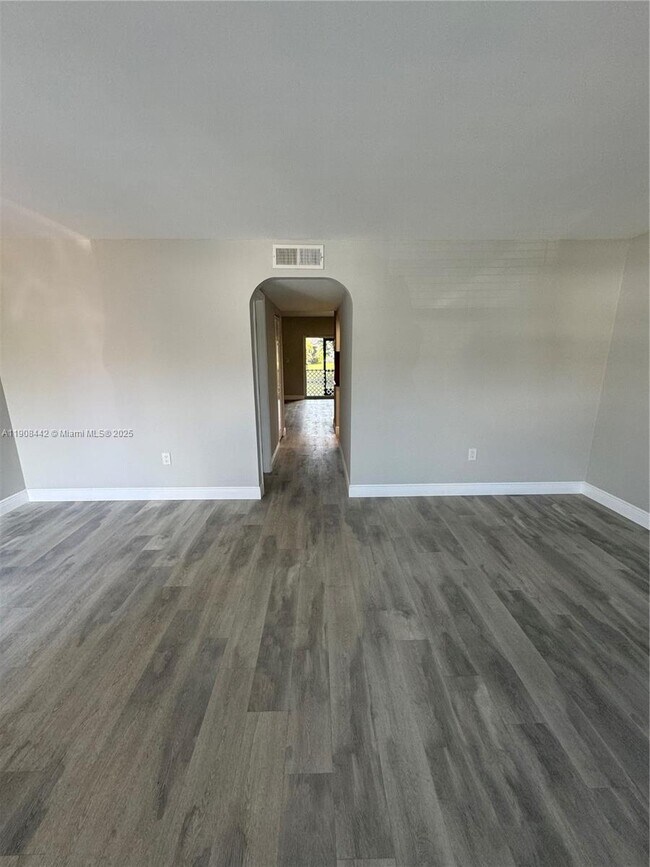 Photo - 9050 NW 28th St