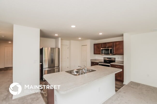 Photo - 3270 Hale Ave