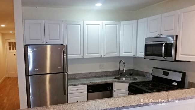 Photo - 56 Egmont St Unit 4