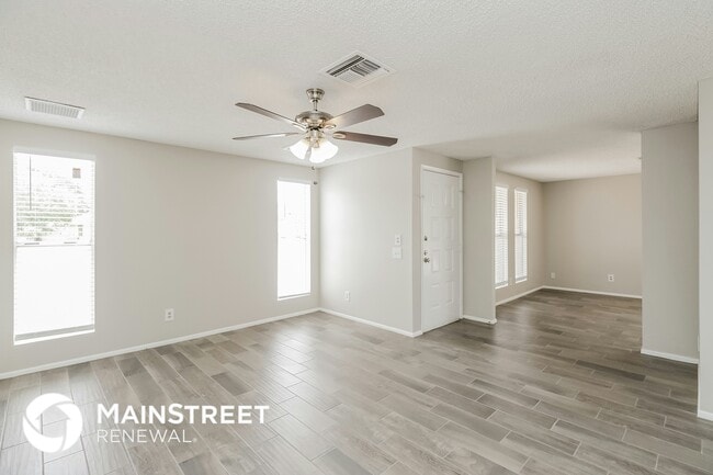 Photo - 2100 N Comanche Dr