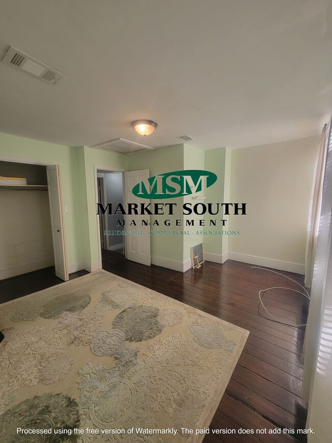 Photo - *REDUCED!* BEAUTIFUL JONES STREET APARTMENT