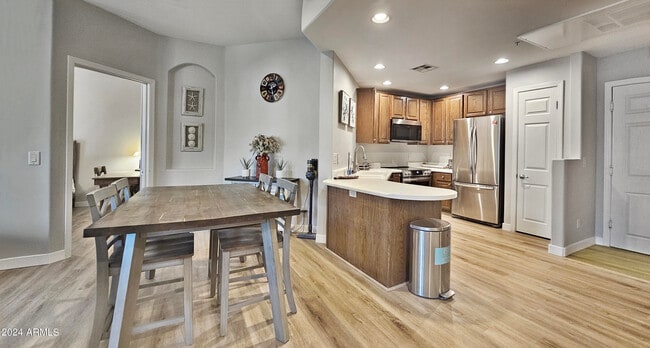 Photo - 14000 N 94th St Unidad 2198