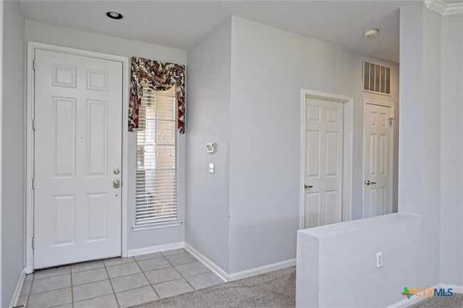 Photo - 117 Beautybush Trail House