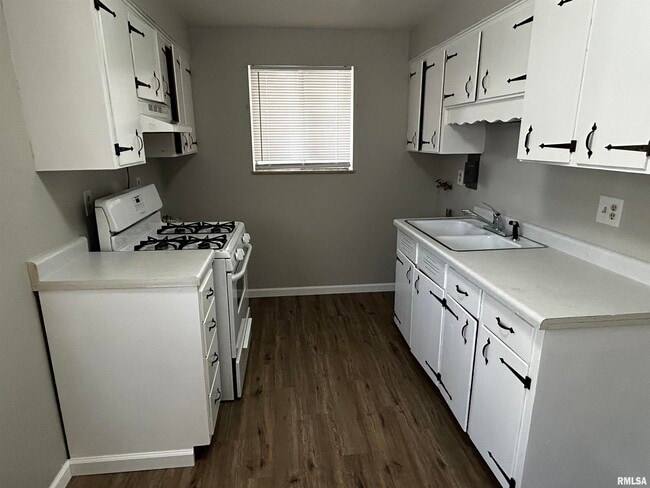 Photo - 2613 W Wardcliffe Dr Unit B