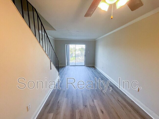Photo - 3805 Houma Blvd Unit A214