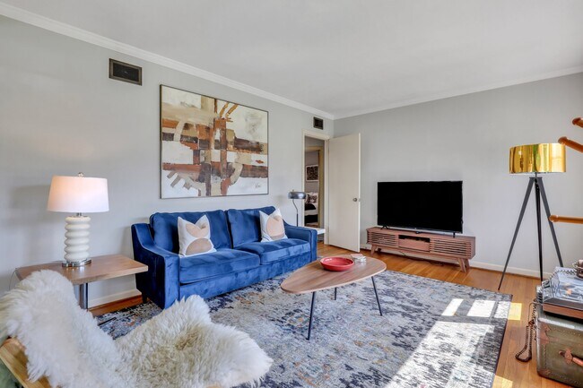 Photo - 1810 E 32nd St