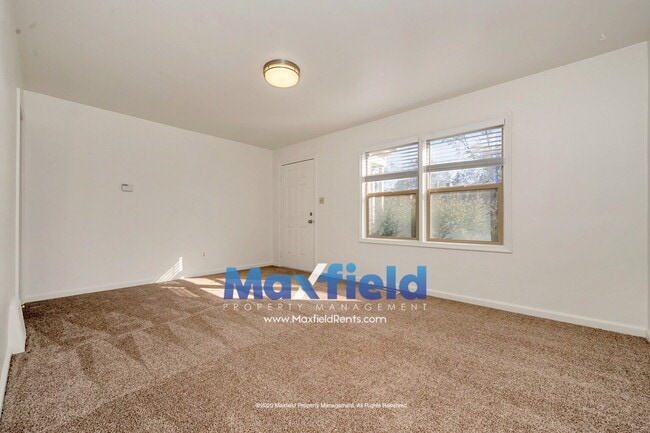 Photo - LEASE SPECIAL ! Sugarhouse Bungalow 2 BD 1 BA 1GA - 1500+ sq ft