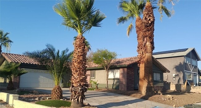 Building Photo - 4311 E El Esteban Way Rental