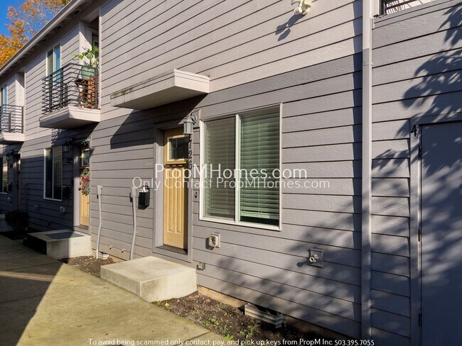 Photo - Trendy Updated SE Portland Bungalow with Balcony! Unit 7712 SE Washington Street