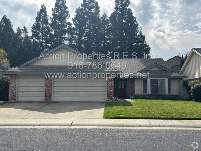 Building Photo - Roseville Single Story, 3 Bed 3 Car Garage... Rental