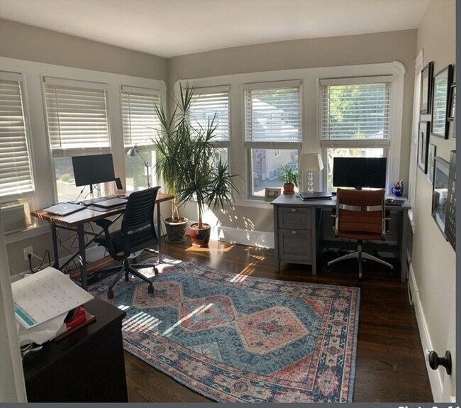 Photo - 37 Baxter St Unit 2