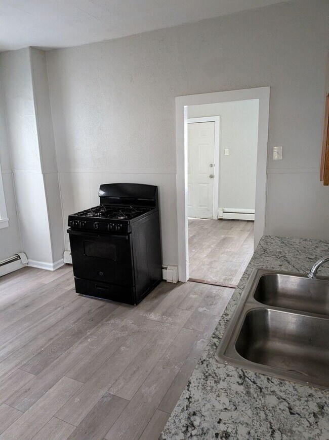 Photo - 921-923-923 Lonergan Pl Unidad 921 lonergan ct