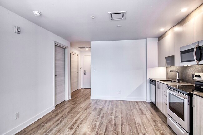 Photo - 30 Saint-Joseph Est Unit 1006