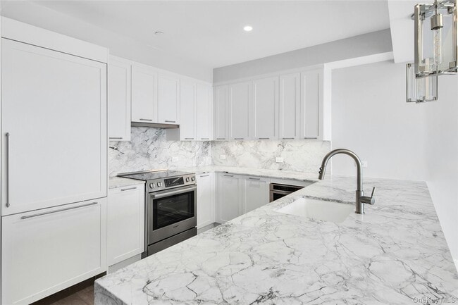 Photo - 107-02 Queens Blvd Unit 9G