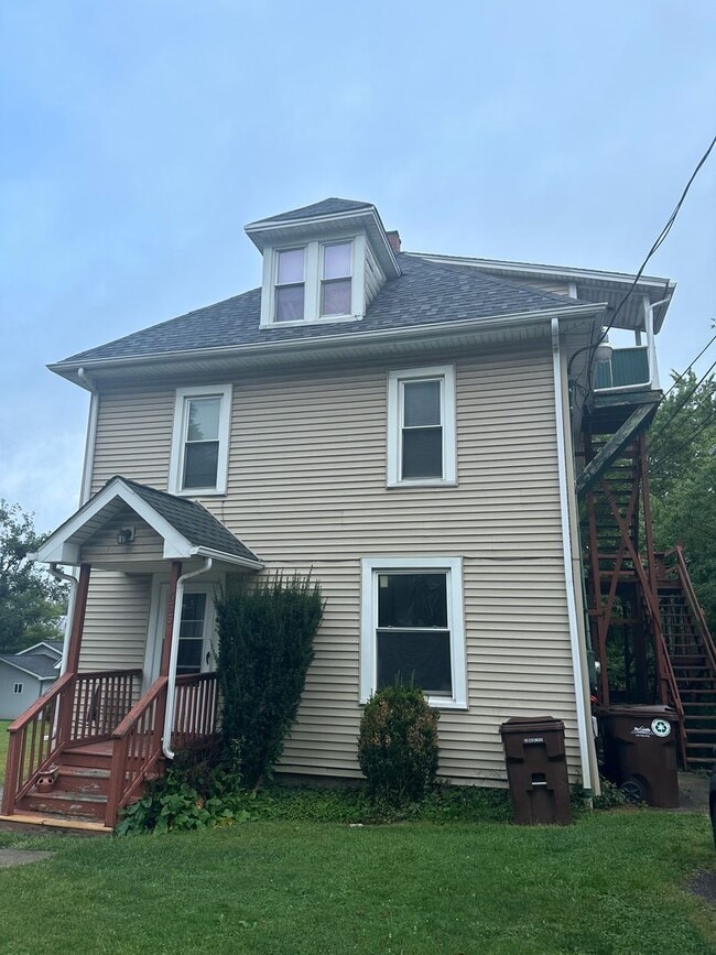 Building Photo - sce633 Unit B