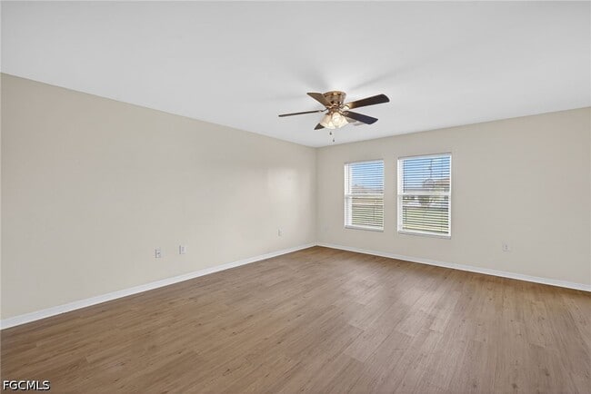 Photo - 921 Jacaranda Pkwy E