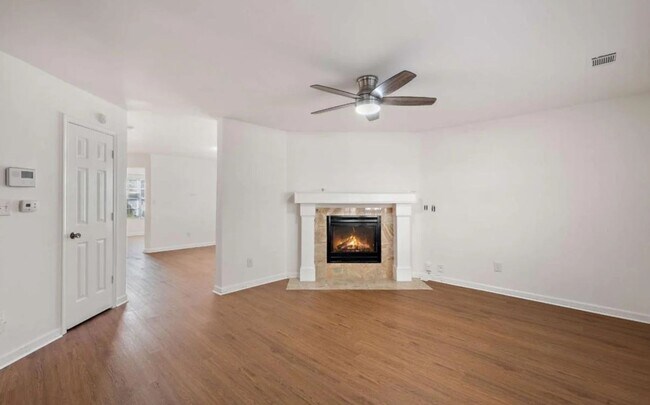 Photo - Spacious 4BR House in Atlanta