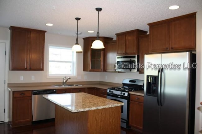 Photo - 15622 60th Ave N