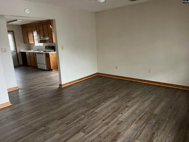 Photo - 124 Hazelwood Ct