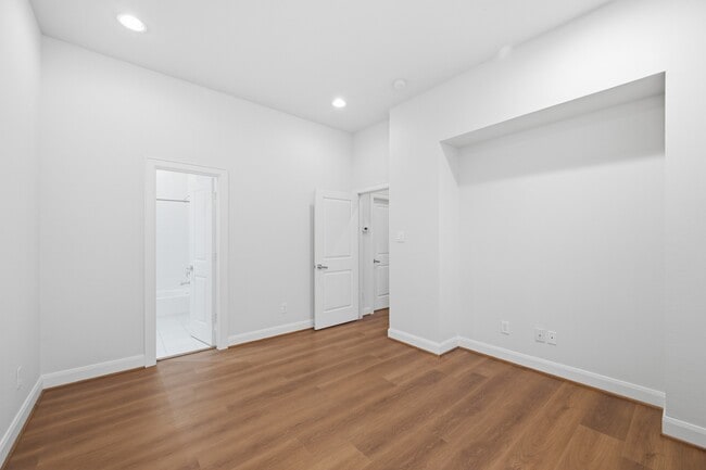 Photo - 1225 Bonner St