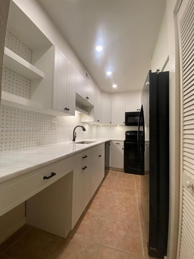 Photo - 8335 SW 72nd Ave Unit 202D