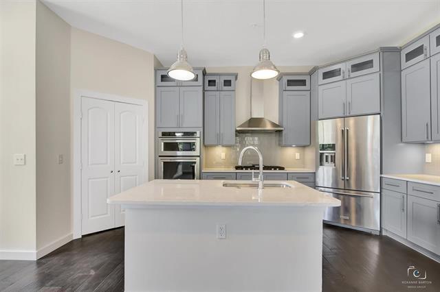 Photo - 1209 Beaconsfield Lane Unit 506