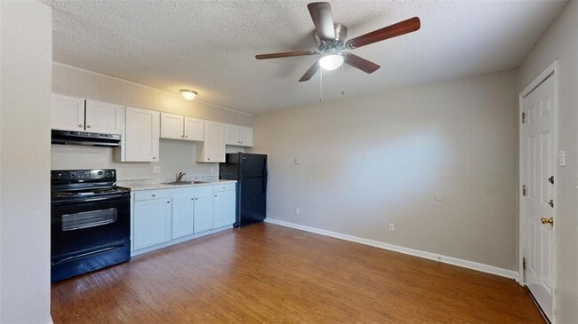 Photo - 500 Foch St Unidad 9