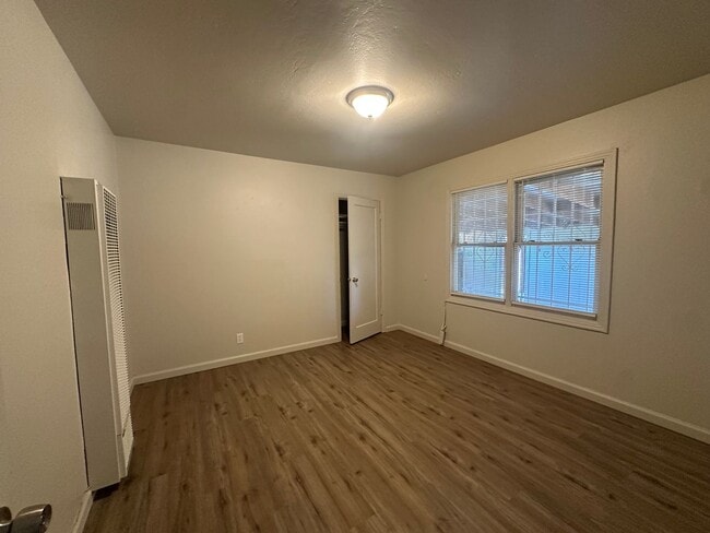 Photo - Water/Sewer Paid Unit 5028 Thurman Way