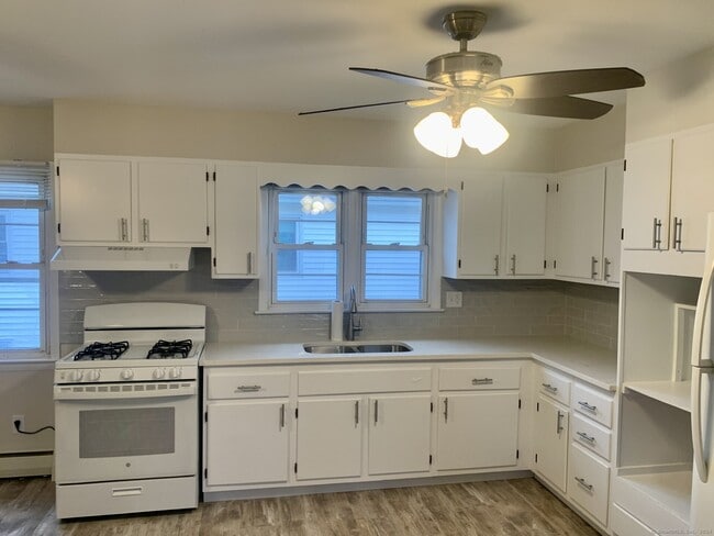 Photo - 642 Beechmont Ave