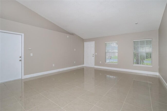 Photo - 1118 Chesterfield Ct