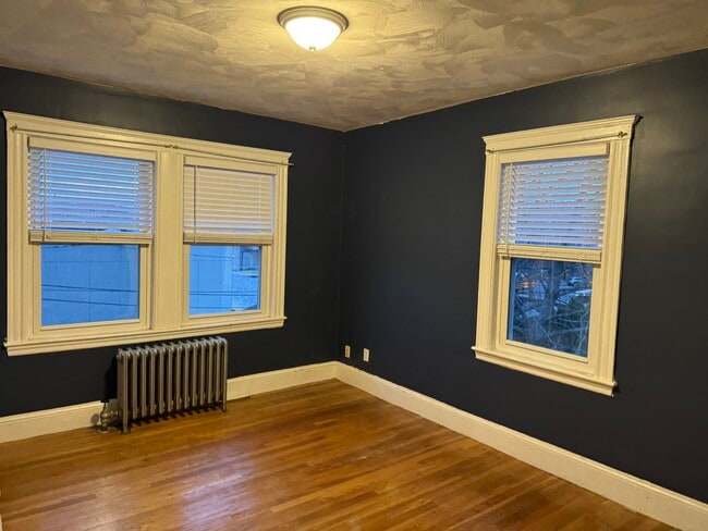 Dormitorio amueblado con terraza privada - 14 Hazelwood St Unidad 3