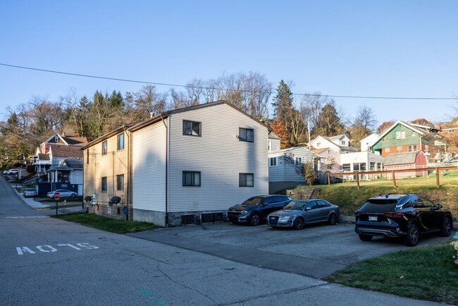 Photo - 569 Woodmont Ave Unidad B