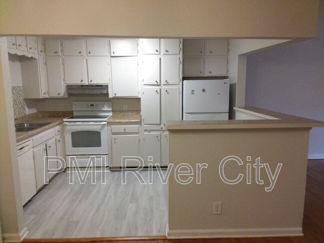 Photo - 2527 Emily Ln