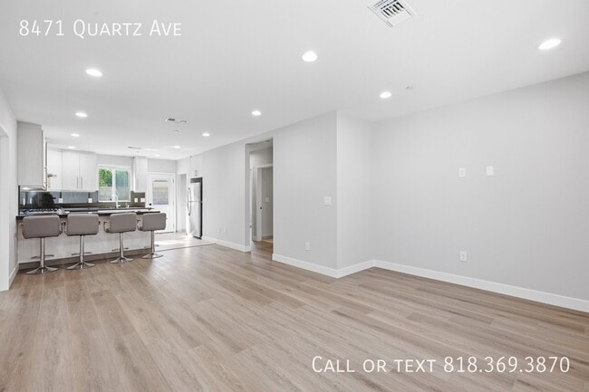 8471 Quartz Ave