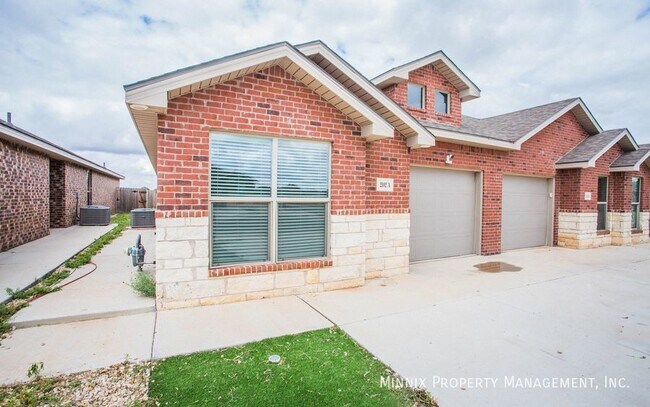 Photo - 2102 Langford Ave Unit B