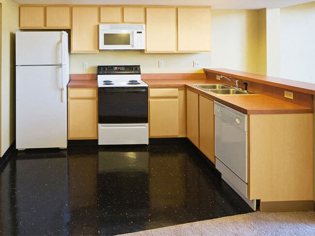 Energy Efficient Appliances - The Brick Lofts at Historic West Tech