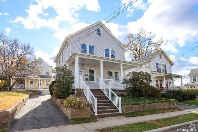 Building Photo - 10 Ohio Ave Rental